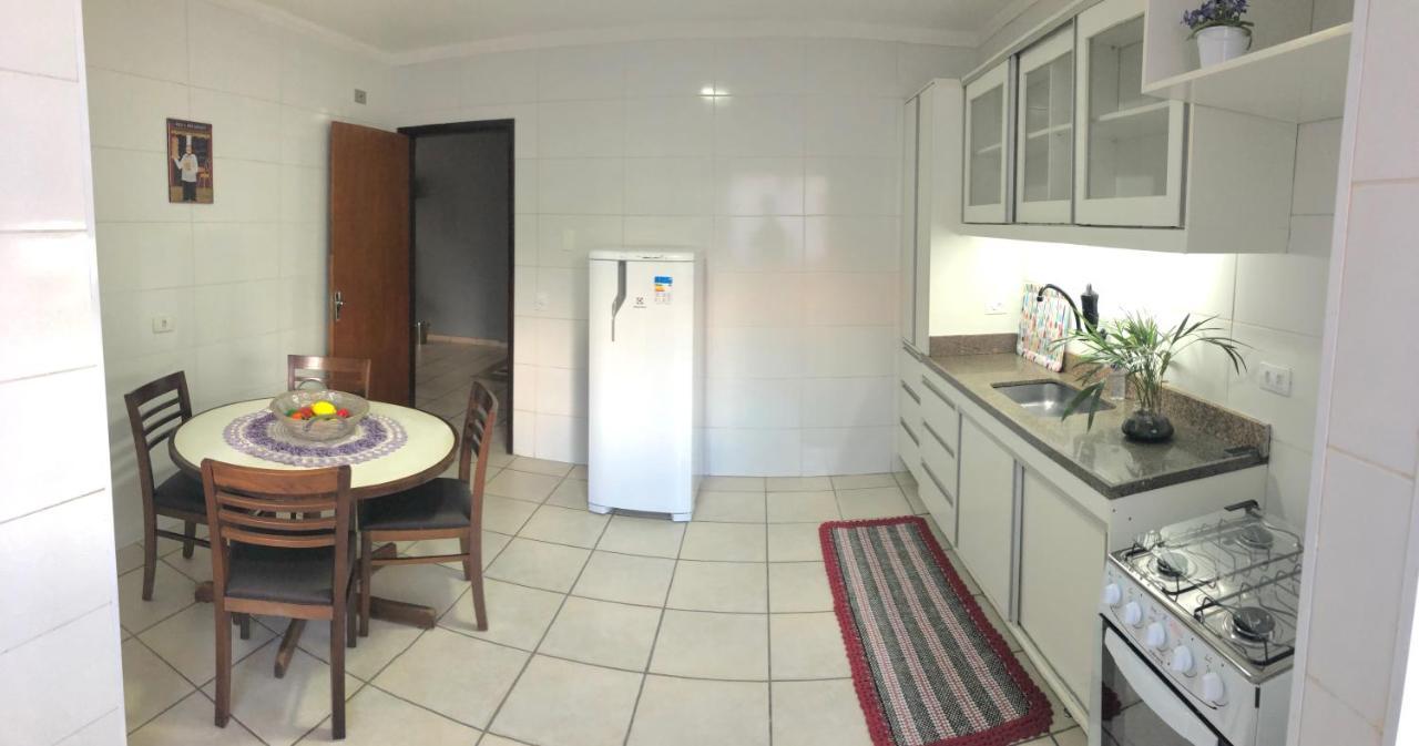 Apartamentos Grandes - 3 Quartos Com Suite بيراسيكابا المظهر الخارجي الصورة
